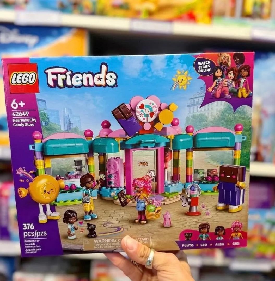 lego-pallets-for-sale-4.jpeg