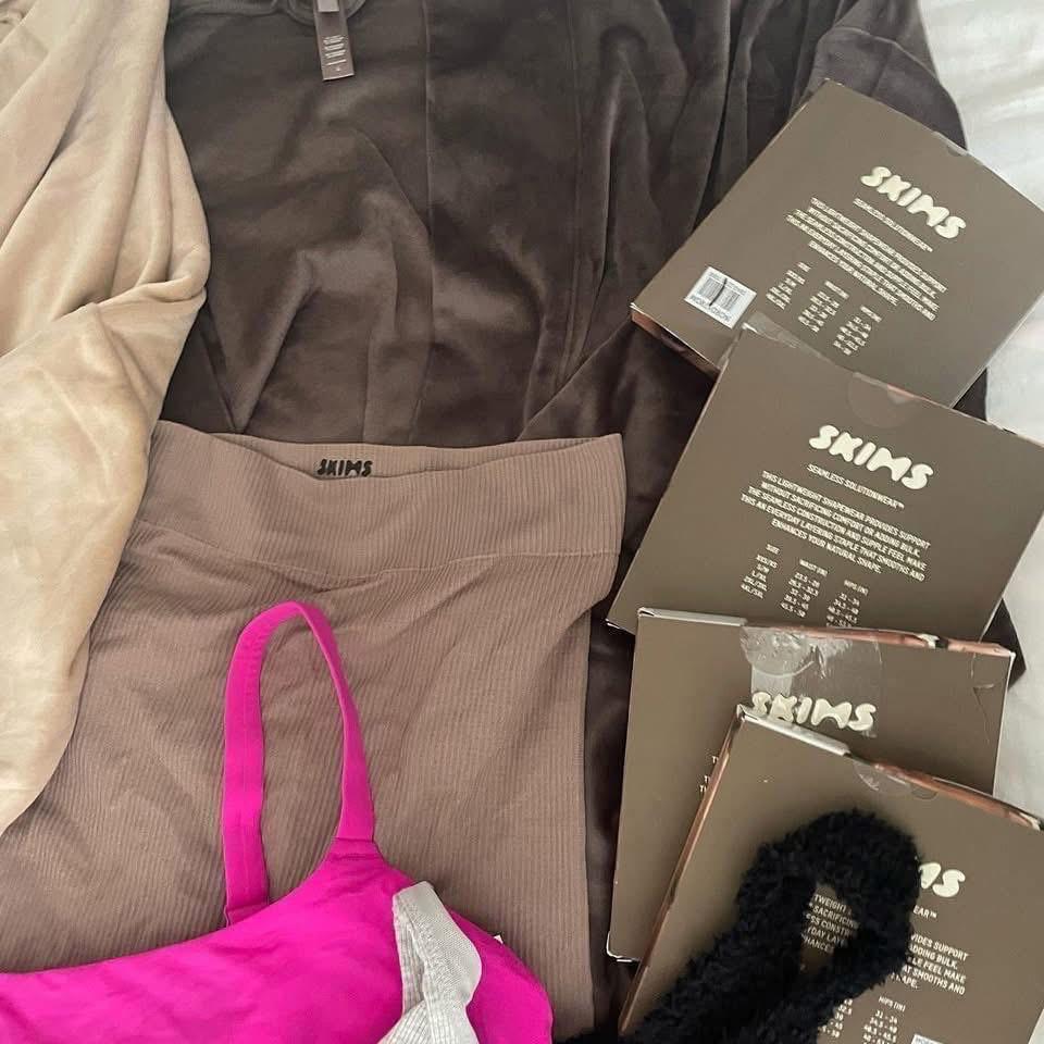 skims-pallets-liquidation-and-wholesale-4.jpeg
